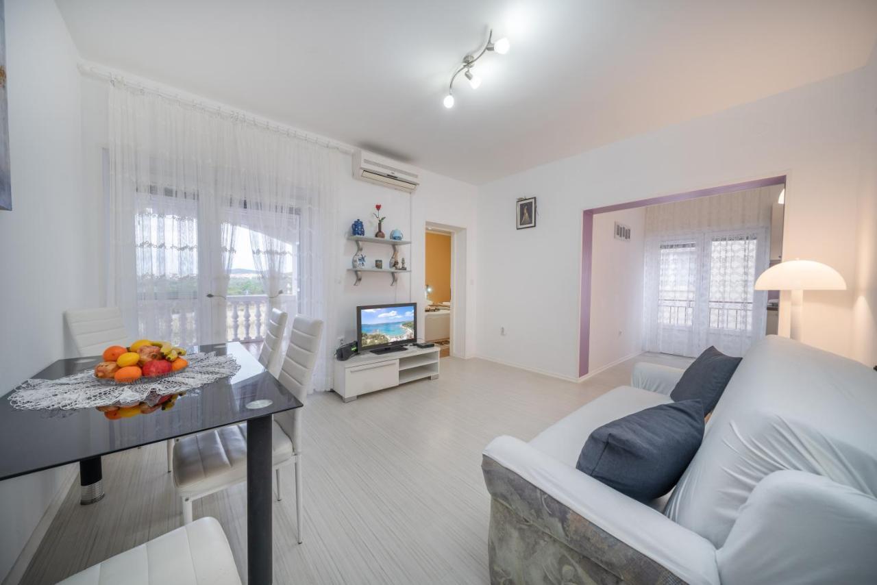 Adria Sun Apartments Vodice Buitenkant foto